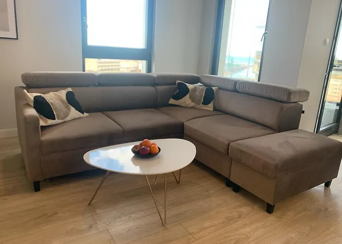 Oficer Portova * Gdynia